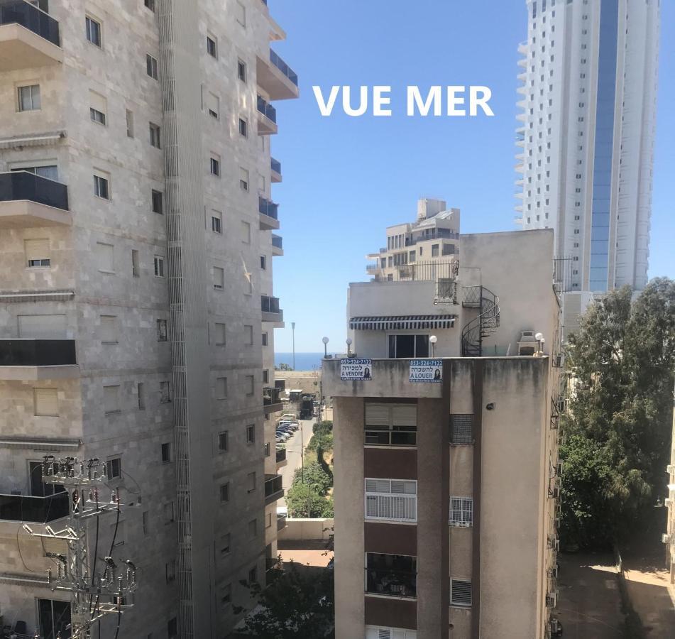 Grand Appartement 7 Personnes Netanya Proximite Immediate Kikar Plage Immeuble King Koresh Exterior photo